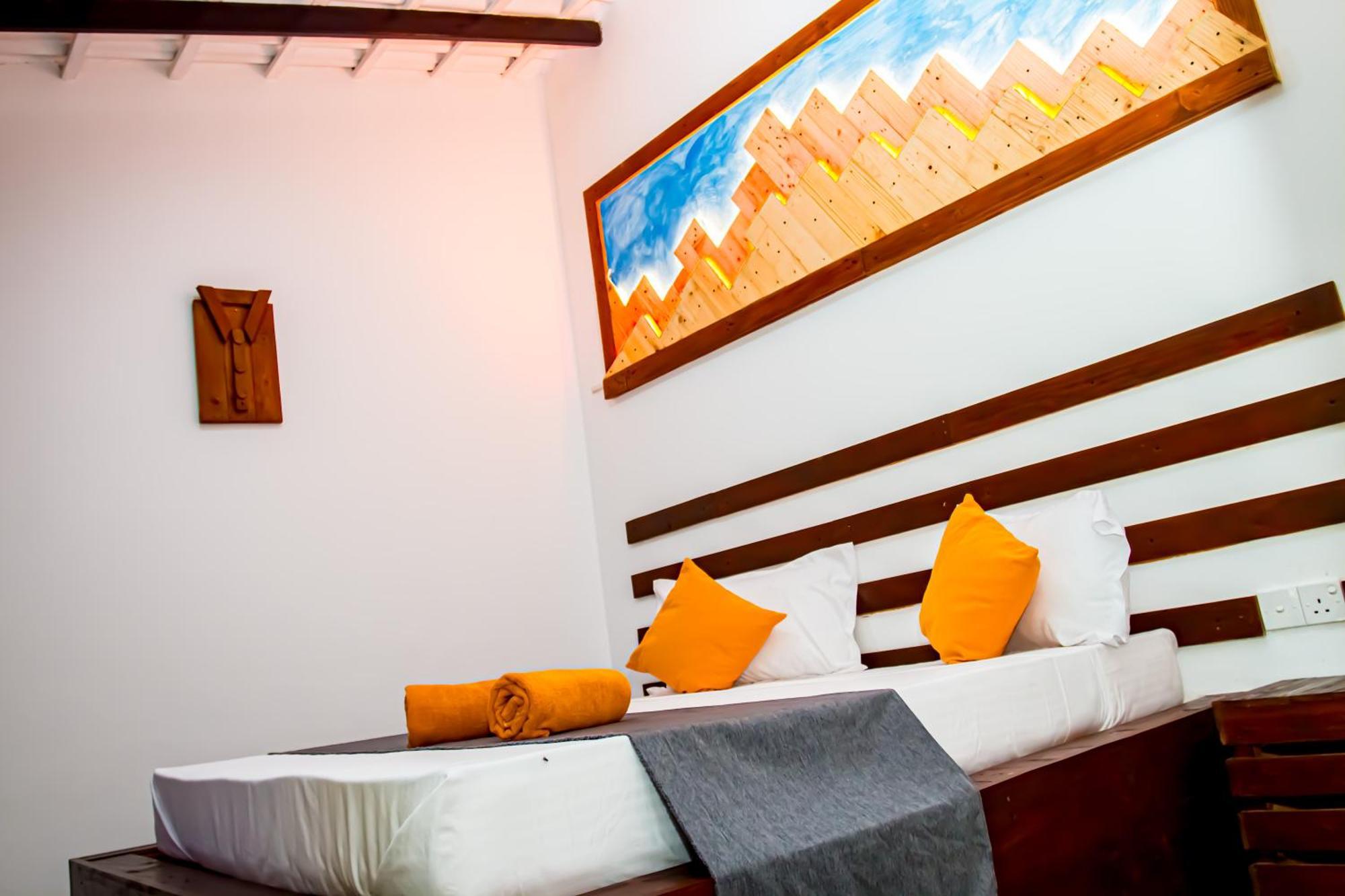 Mandavilla Airport Transit Hotel Katunayaka Bagian luar foto