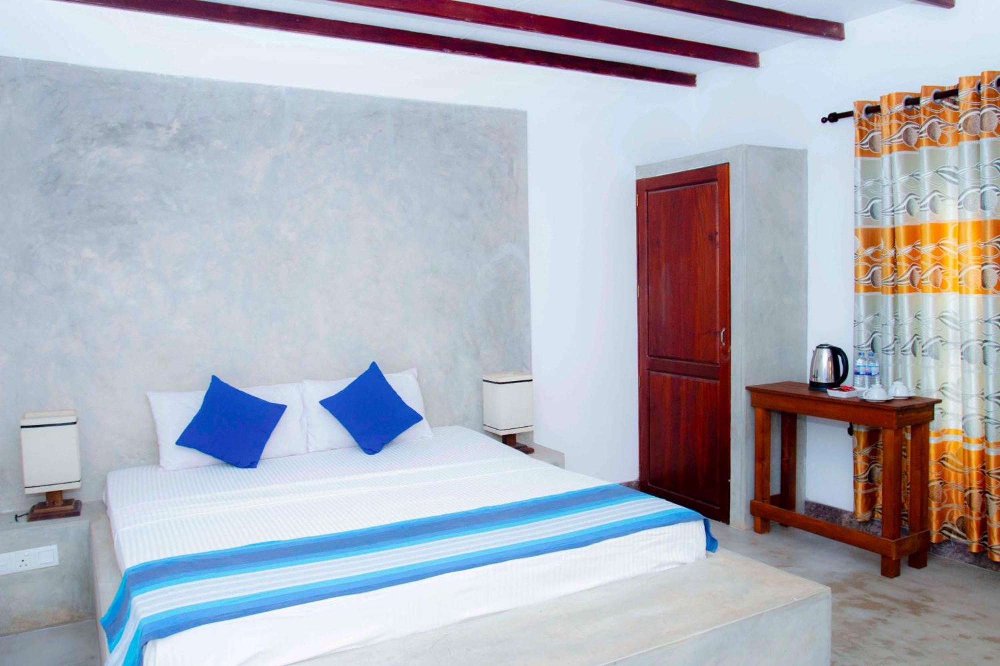Mandavilla Airport Transit Hotel Katunayaka Bagian luar foto